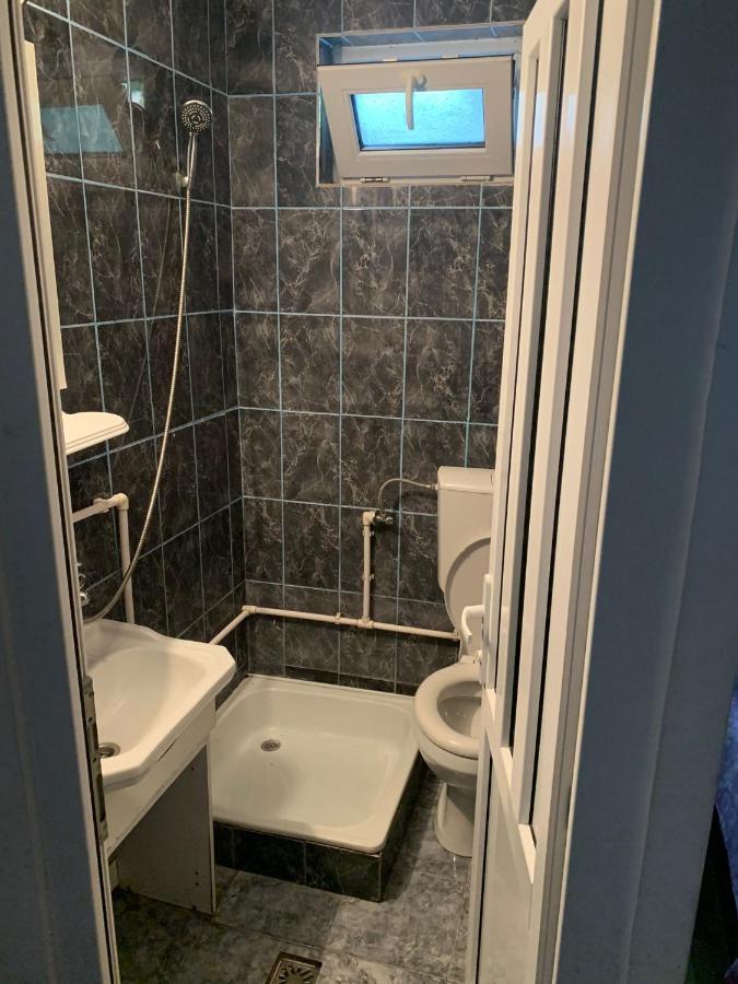 Hotel Casa Pestelui Două Mai Esterno foto
